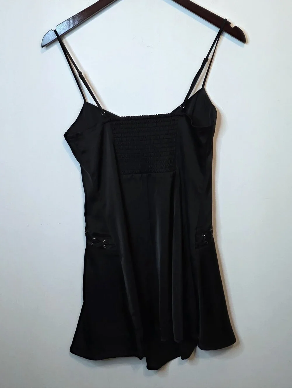 Urban Outfitters great •size